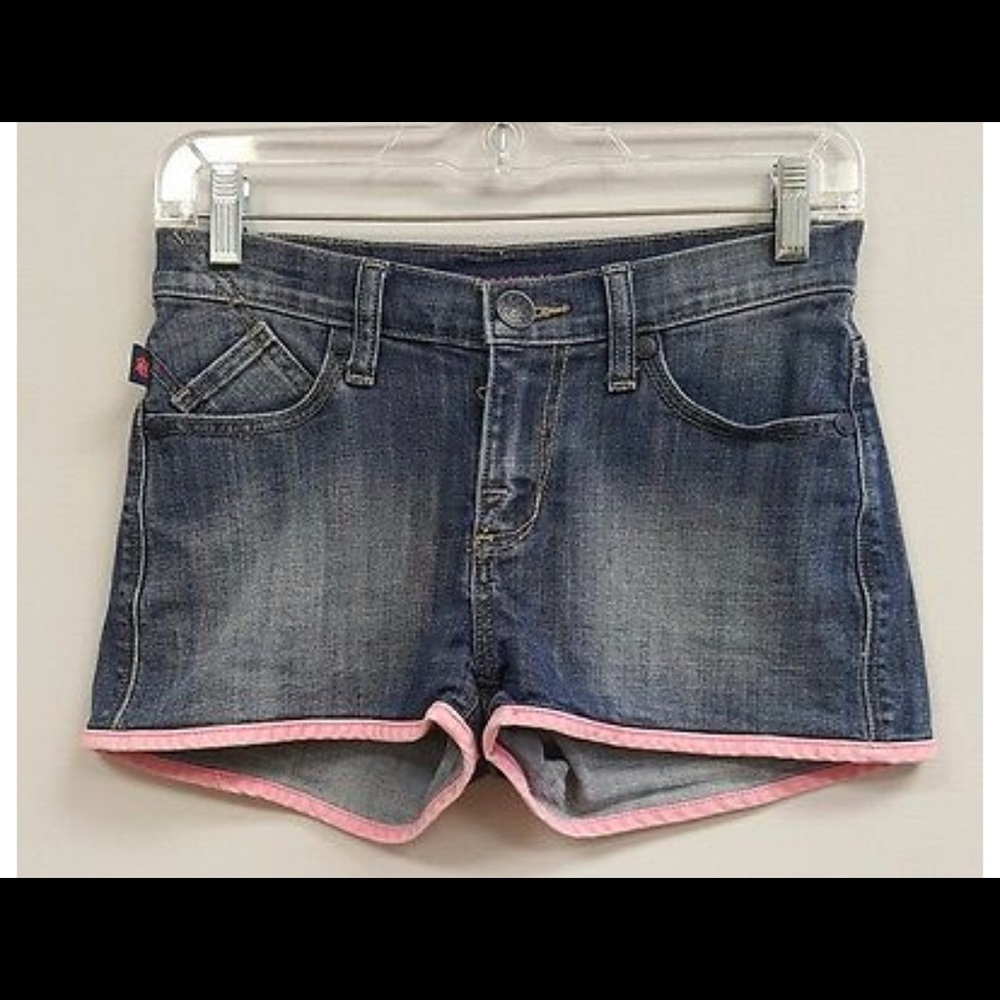 Super Cute!! Rock and Republic denim shorts NWT